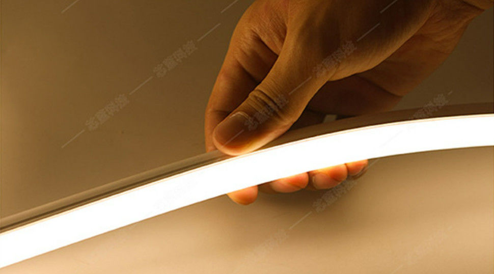 La curva de neón del lado superior de Flex Tube de la luz de la cuerda que encendía la flexión del silicón 24V llevó la cuerda de neón
