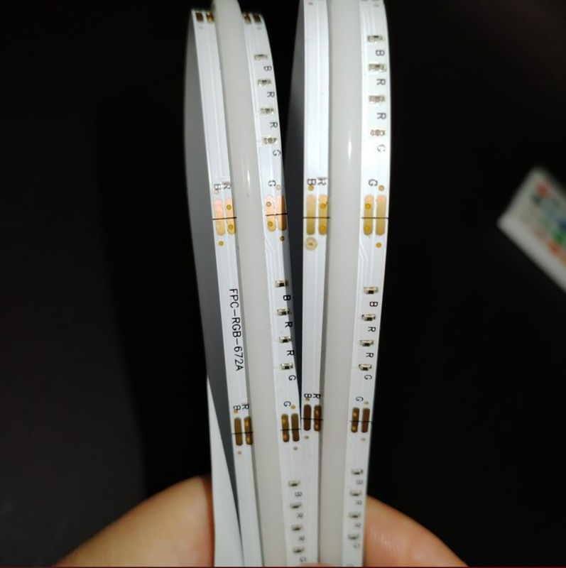 RGBW Tira de luz COB DC 24V Alta densidad 14.4W 4000K Decoración interior