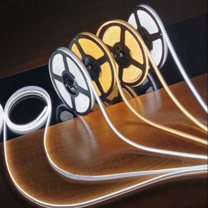 2 brillo de la tira 12V 10W de la MAZORCA LED del color 2700-6500K Dimmable alto