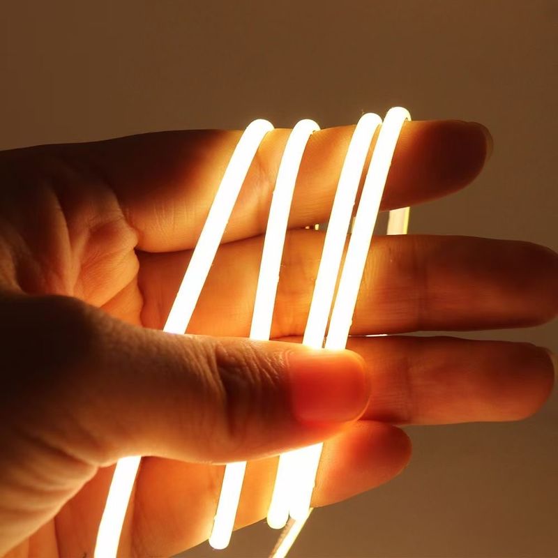 Top del lado de la luz de la MAZORCA de DC 24V LED que emite CCT Dimmable los 560Chips/M el 16.4FT