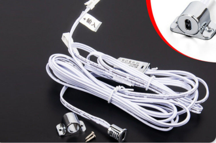 Sensor blanco Smart infrarrojo de los accesorios del sensor del LED para la luz del tubo del LED debajo del gabinete