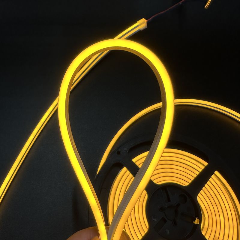 Iluminación de neón Cuttable flexible 120° 0410 12W para los compradores de B2B interiores y al aire libre
