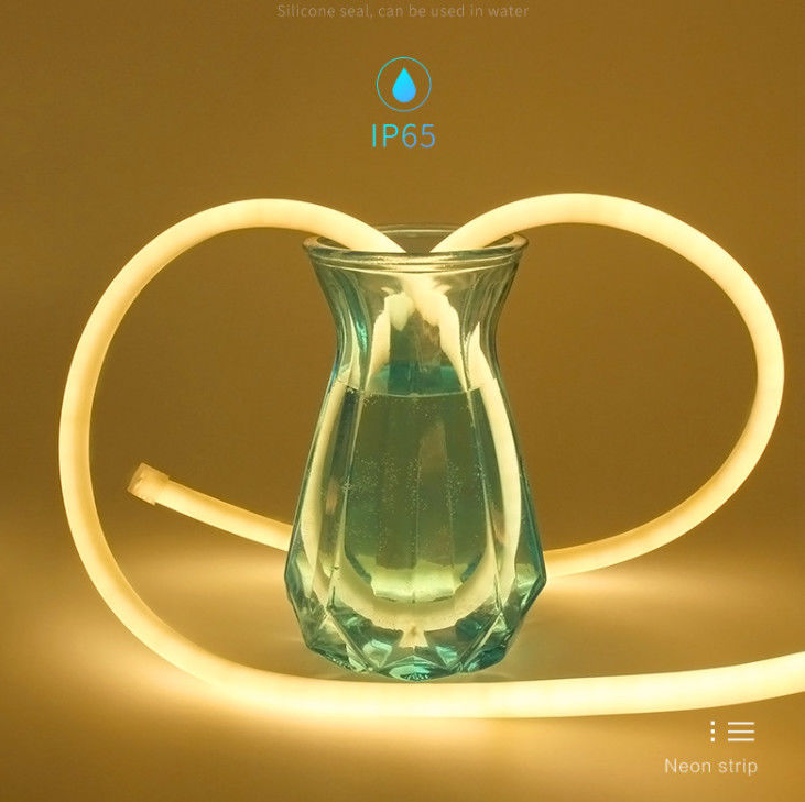 Luz de tira flexible de neón del ángulo de haz 360° 10W 24V alrededor del neón de la luz del tubo del silicón llevado