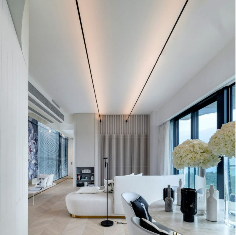 La luz linear de iluminación interior 14.4W 120° los 4m del horizonte los 5m los 6m los 8m llevó la luz de la secuencia de la flexión